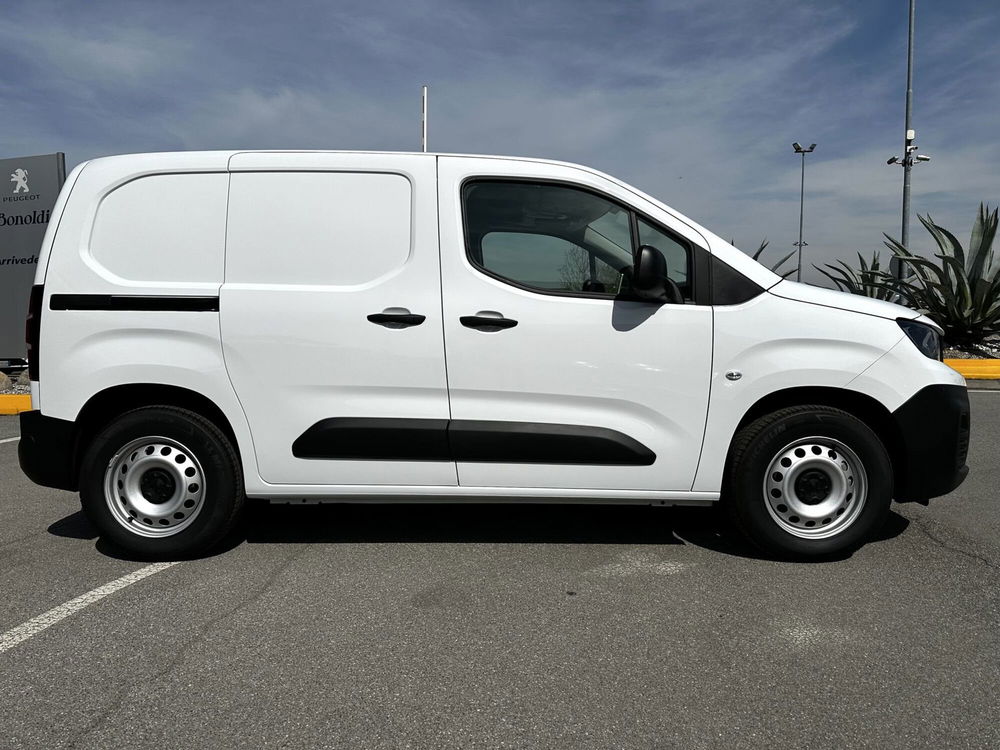 Peugeot e-Partner Furgone nuova a Brescia (8)