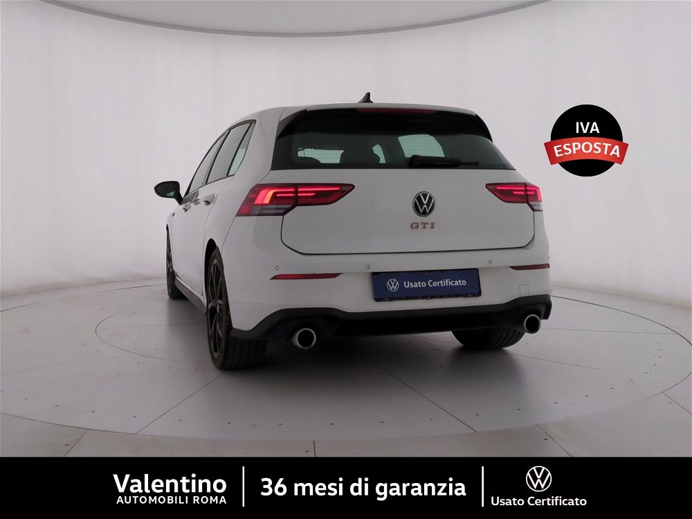 Volkswagen Golf 2.0 TSI GTI DSG del 2022 usata a Roma (5)