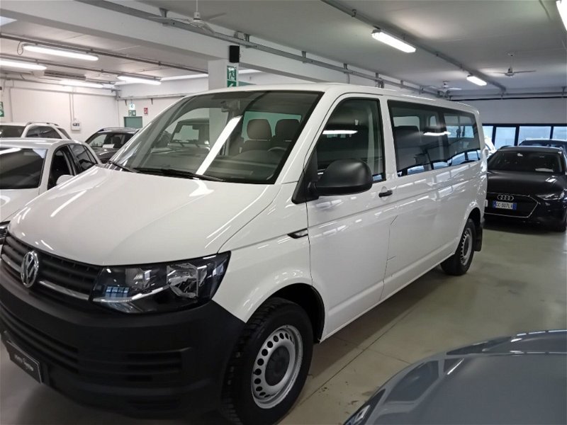 Volkswagen Multivan 2.0 TDI Trendline  del 2018 usata a Siena