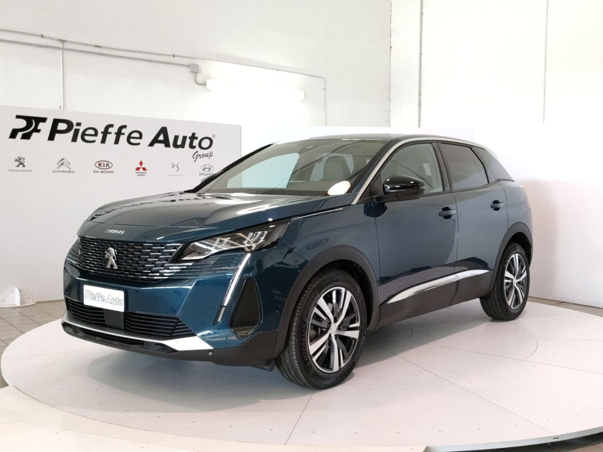 Peugeot 3008 BlueHDi 130 S&amp;S EAT8 Allure  nuova a L&#039;Aquila