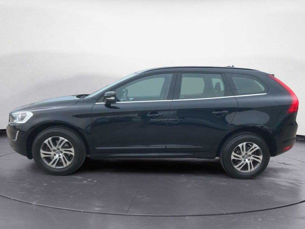 Volvo XC60 D4 AWD Geartronic Momentum  del 2014 usata a Pordenone (2)