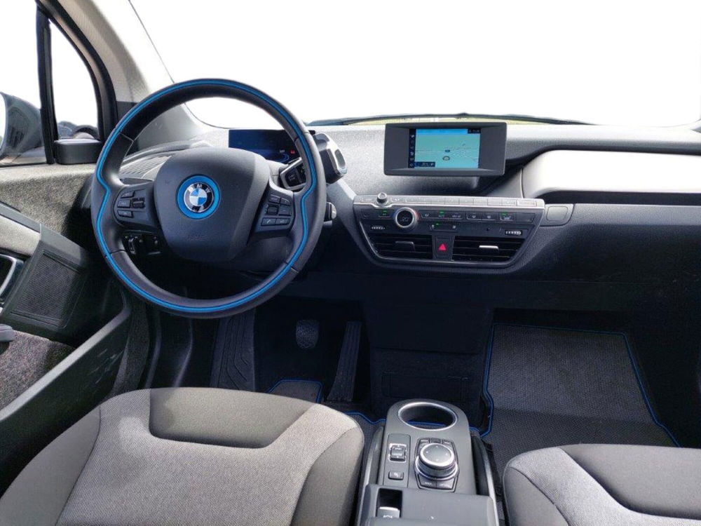 BMW i3 usata a Bari (4)