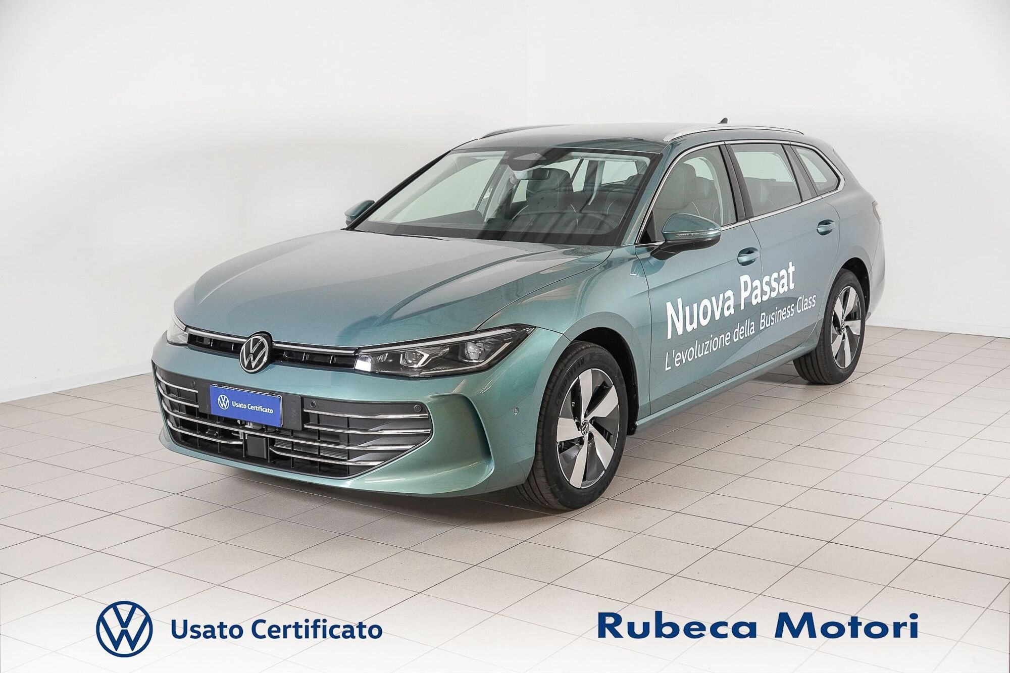 Volkswagen Passat 1.5 etsi act Business 150cv dsg nuova a Citta&#039; della Pieve