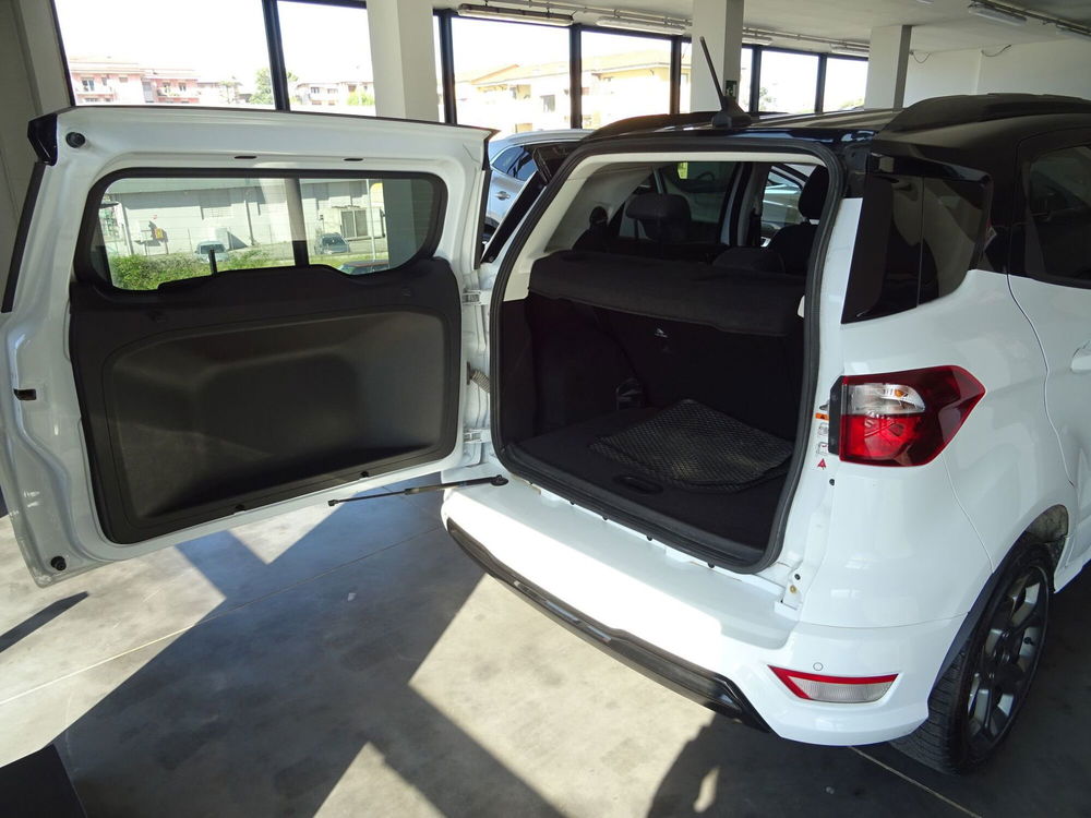 Ford EcoSport usata a Lucca (15)