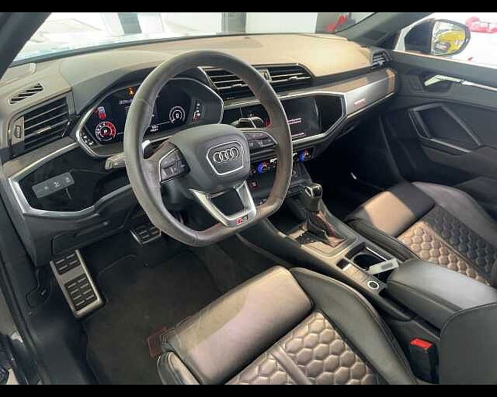 Audi RS Q3 Sportback usata a Roma (15)