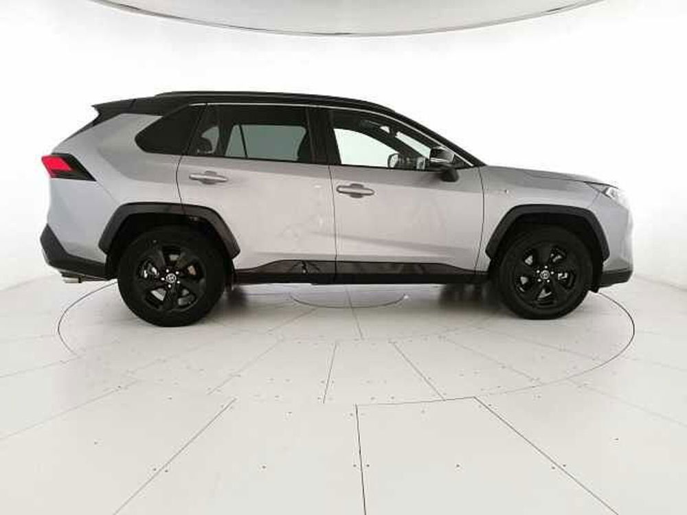 Toyota Rav4 vvt-ie h Style awd-i 222cv e-cvt del 2019 usata a San Giovanni Teatino (4)