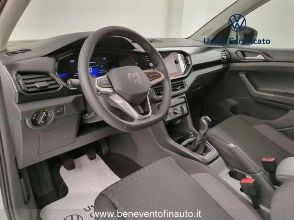 Volkswagen T-Cross nuova a Avellino (12)