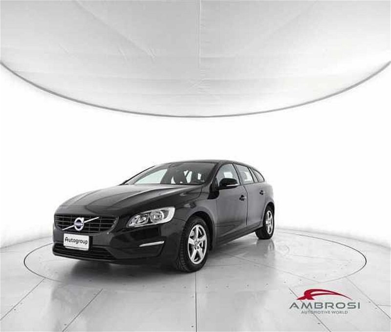 Volvo V60 D2 Kinetic N1  del 2018 usata a Corciano