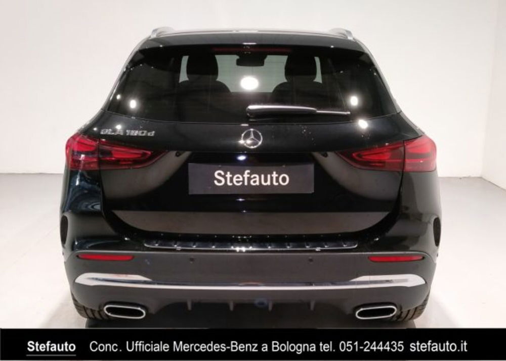 Mercedes-Benz GLA SUV nuova a Bologna (6)