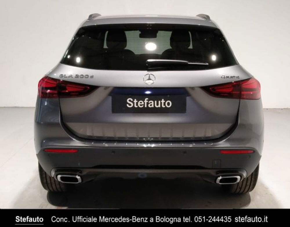 Mercedes-Benz GLA SUV nuova a Bologna (6)