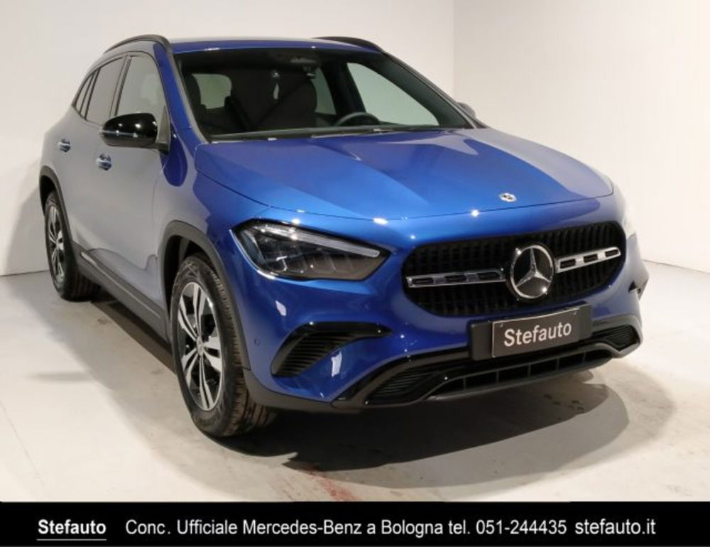 Mercedes-Benz GLA SUV nuova a Bologna