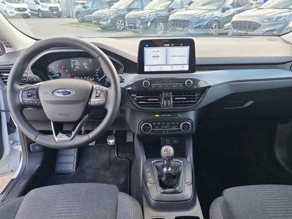 Ford Focus 1.0 EcoBoost 125 CV 5p. Active  del 2022 usata a Salerno (5)