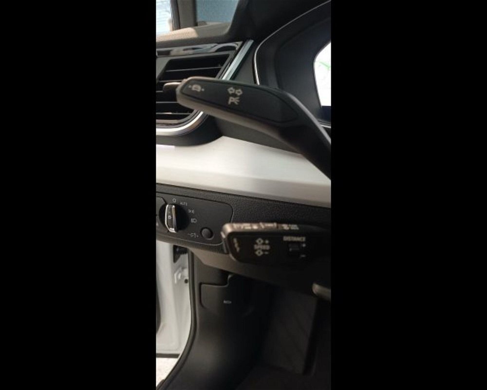 Audi Q5 45 2.0 tfsi mhev 12V quattro s-tronic nuova a Conegliano (4)