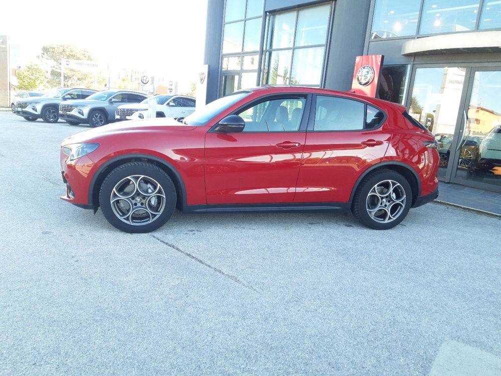 Alfa Romeo Stelvio usata a Campobasso (2)