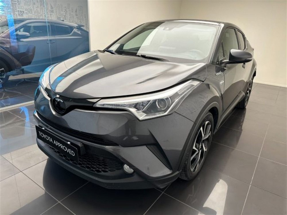 Toyota Toyota C-HR 1.8 Hybrid E-CVT Trend  del 2019 usata a Cuneo