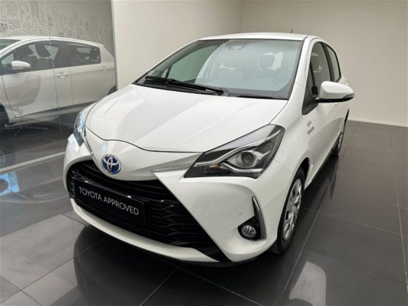Toyota Yaris 1.3 5 porte Active  del 2018 usata a Cuneo