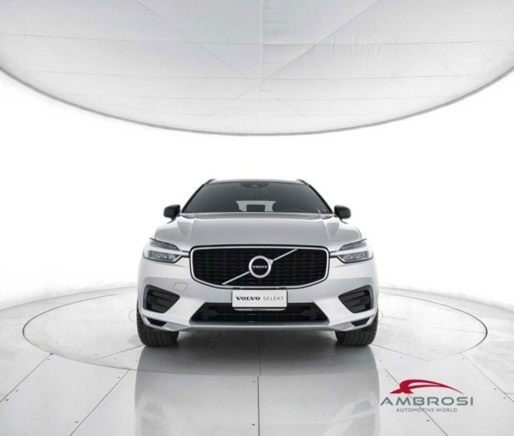 Volvo XC60 D3 R-design N1  del 2020 usata a Corciano (5)