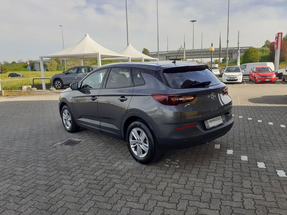 Opel Grandland 1.5 diesel Ecotec aut.  del 2020 usata a Fidenza (5)