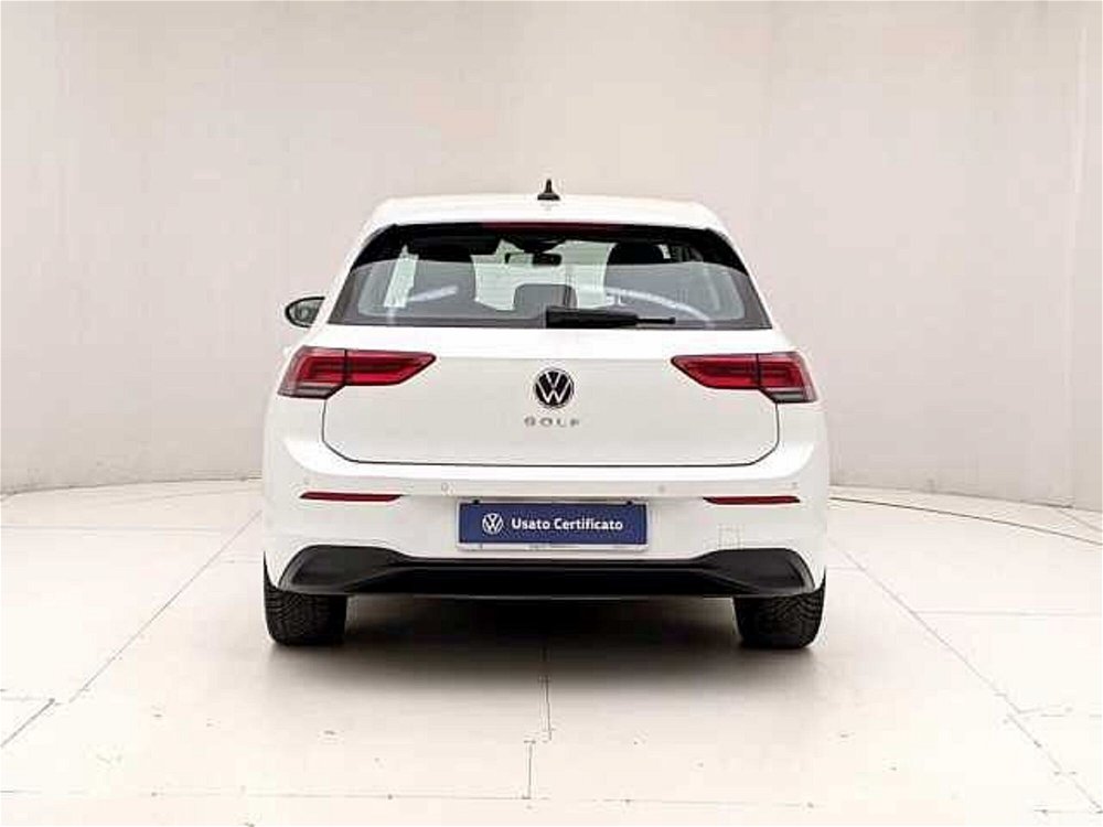 Volkswagen Golf 1.5 TGI DSG Life del 2021 usata a Pesaro (5)
