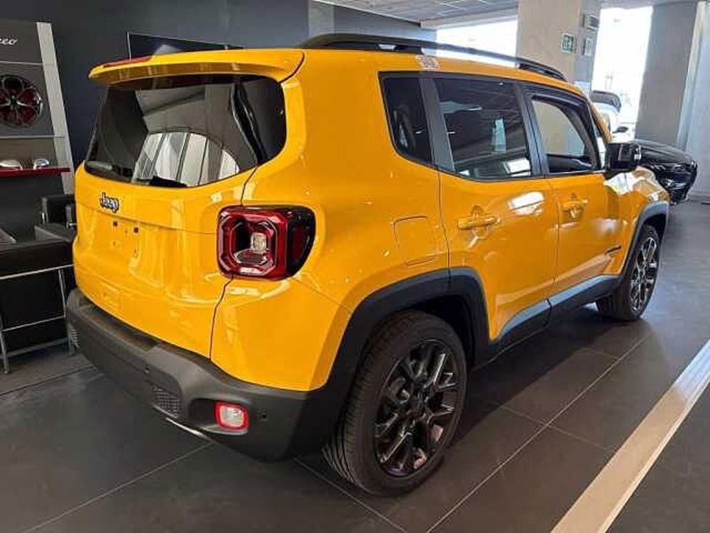 Jeep Renegade nuova a Cuneo (4)