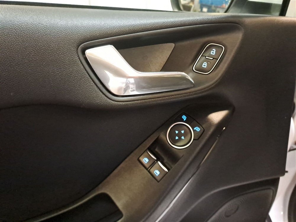 Ford Fiesta Active 1.5 TDCi  del 2018 usata a Mozzagrogna (5)