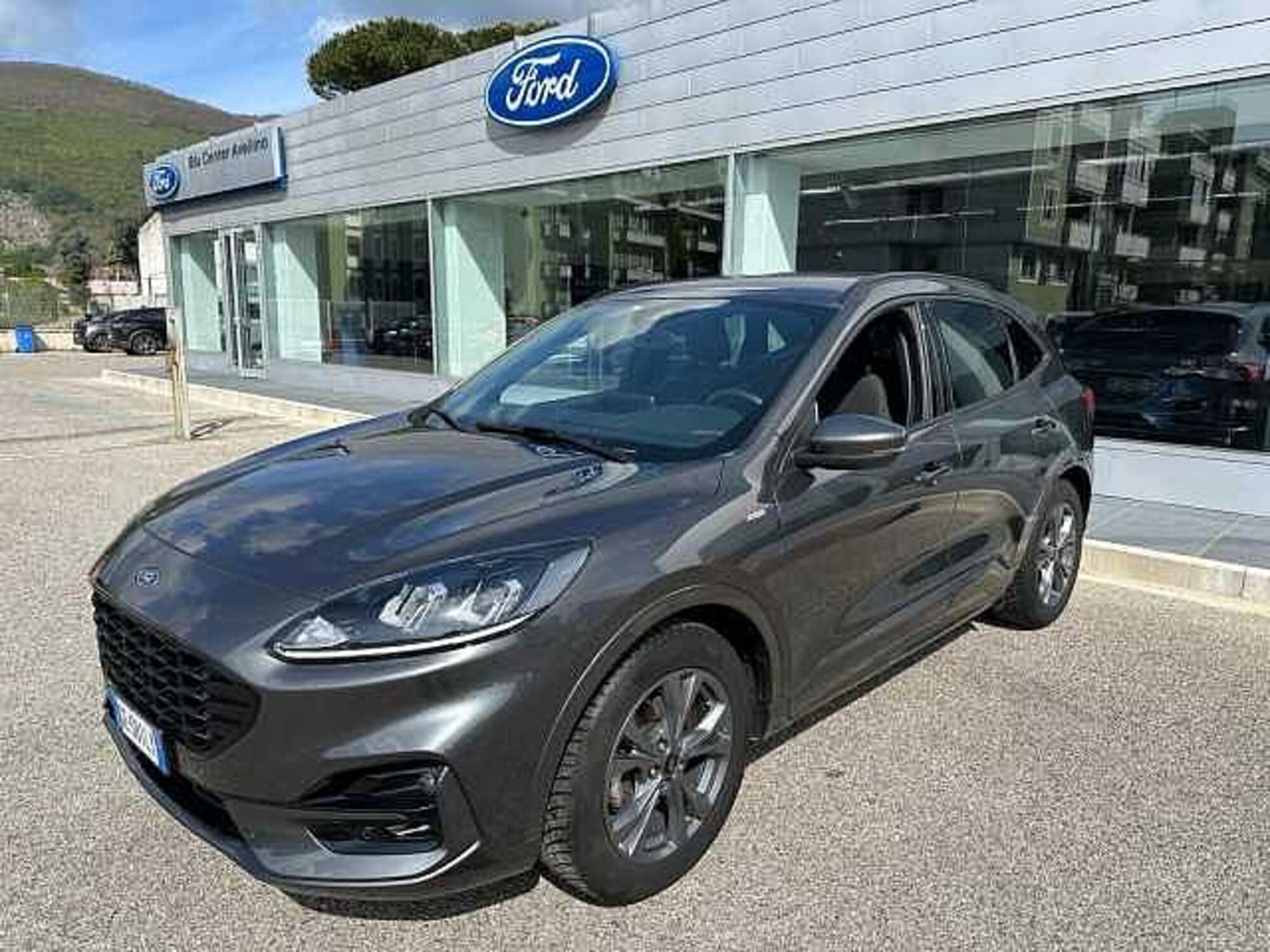 Ford Kuga 1.5 EcoBlue 120 CV 2WD ST-Line  del 2021 usata a Mercogliano