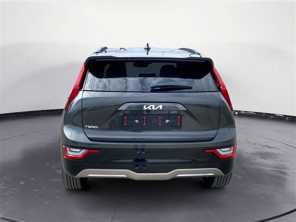 Kia e-Niro 64,8 kWh Evolution nuova a Pordenone (3)
