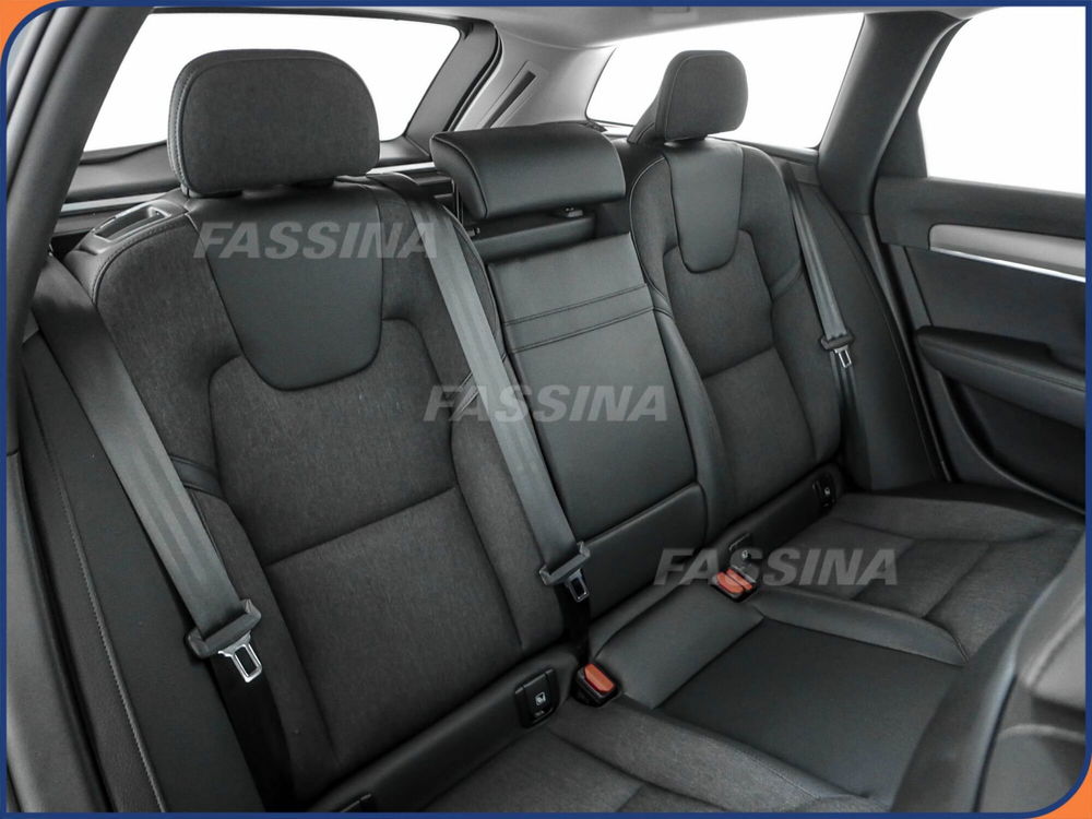 Volvo V90 Cross Country usata a Milano (12)