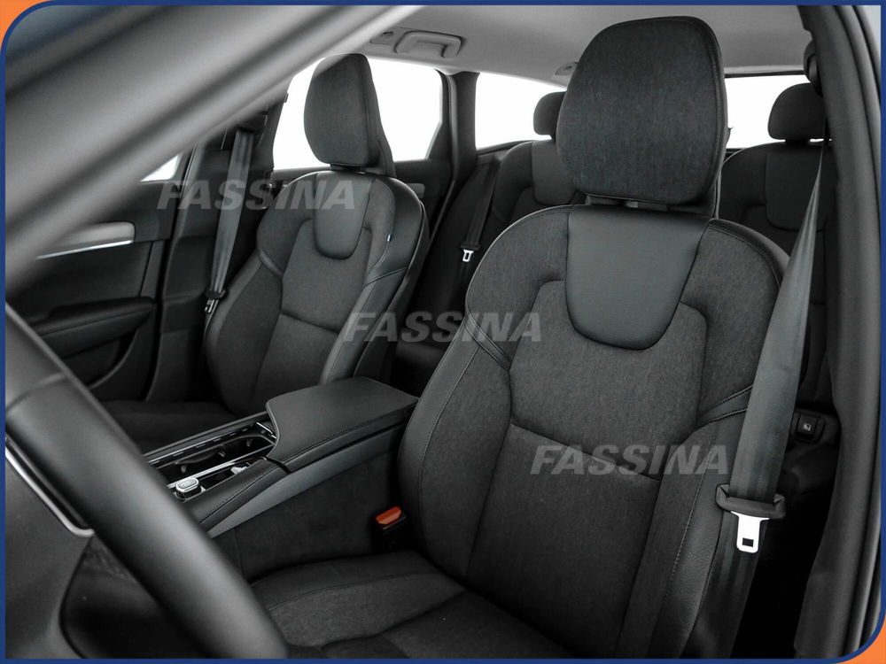 Volvo V90 Cross Country usata a Milano (8)