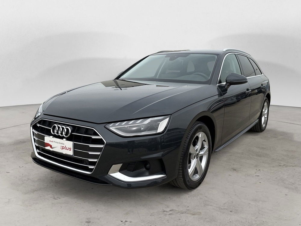 Audi A4 Avant 35 TDI/163 CV S tronic S line edition  del 2023 usata a Casagiove