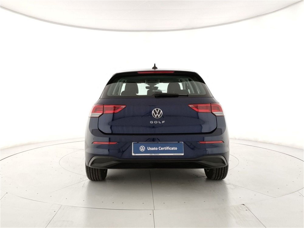 Volkswagen Golf 1.0 eTSI EVO DSG Life del 2023 usata a Torre Annunziata (4)