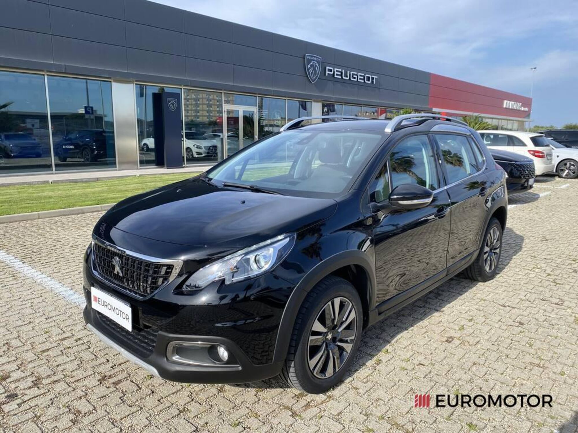 Peugeot 2008 120 EAT6 S&amp;S Allure  del 2019 usata a Modugno