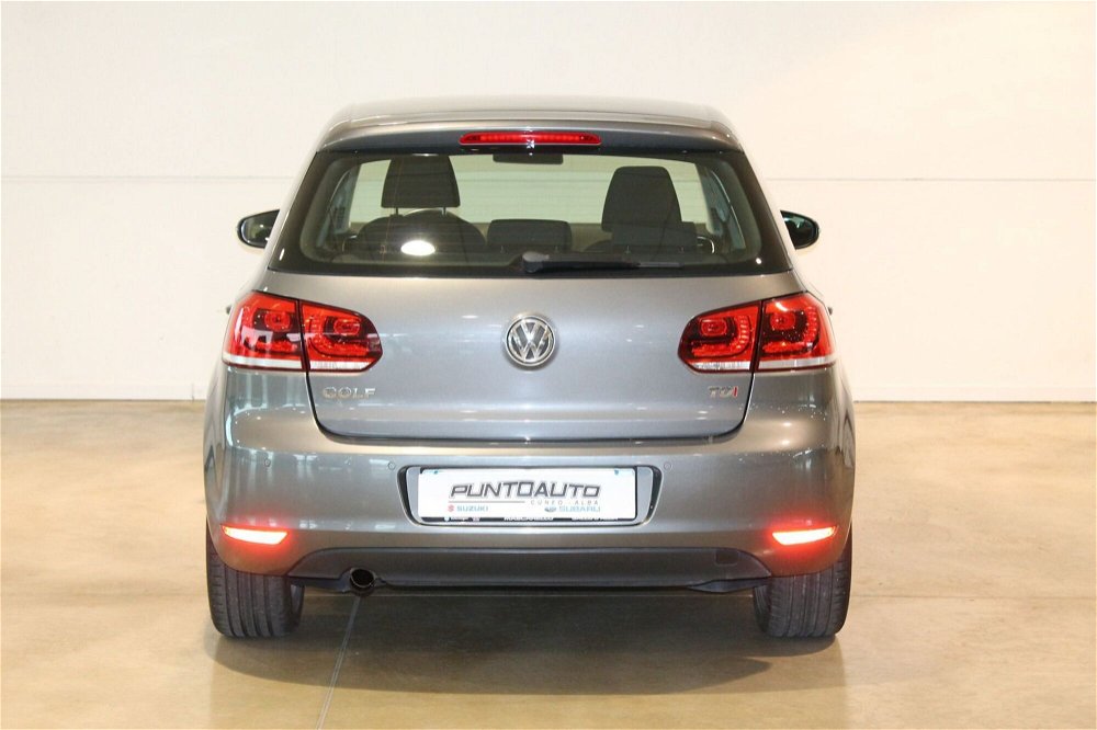 Volkswagen Golf 1.6 TDI DPF 5p. Highline del 2012 usata a Cuneo (5)