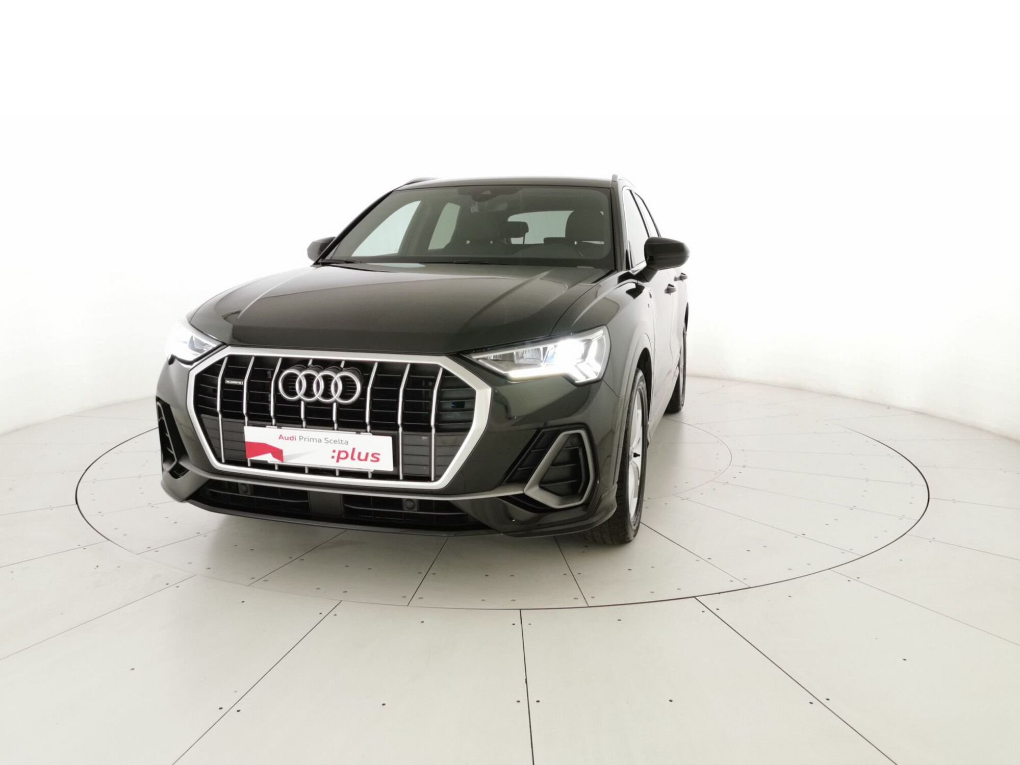 Audi Q3 35 TDI quattro S line edition  del 2019 usata a Vasto