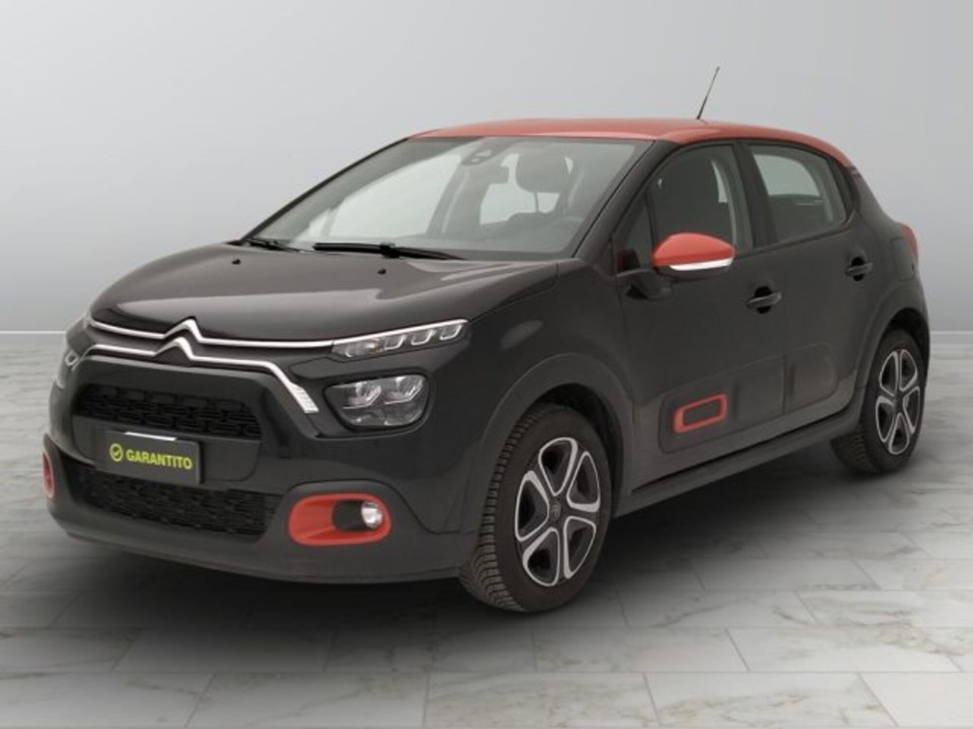 Citroen C3 1.2 puretech Max s&amp;s 83cv neopatentati del 2021 usata a Torino