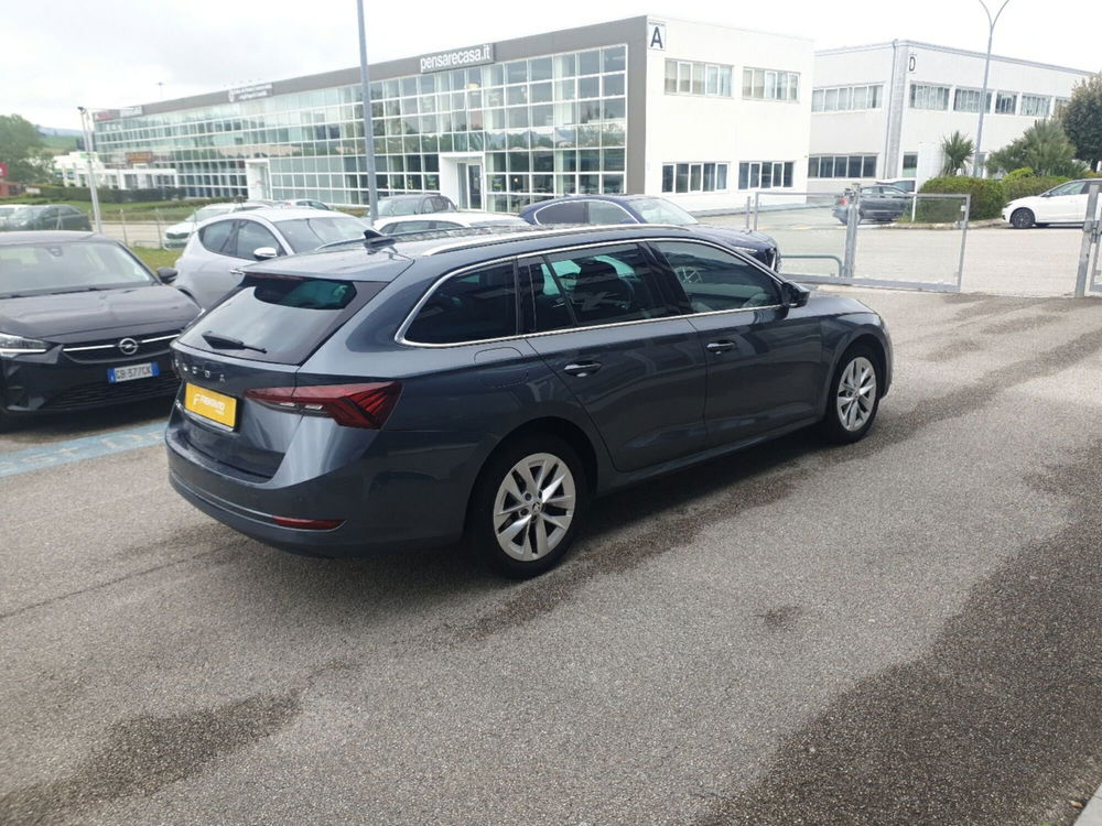 Skoda Octavia Station Wagon usata a Ancona (6)