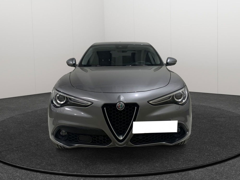 Alfa Romeo Stelvio usata a Caltanissetta (2)