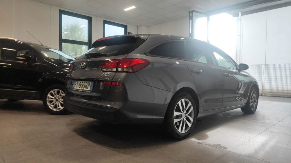 Hyundai i30 Station Wagon usata a Firenze (9)