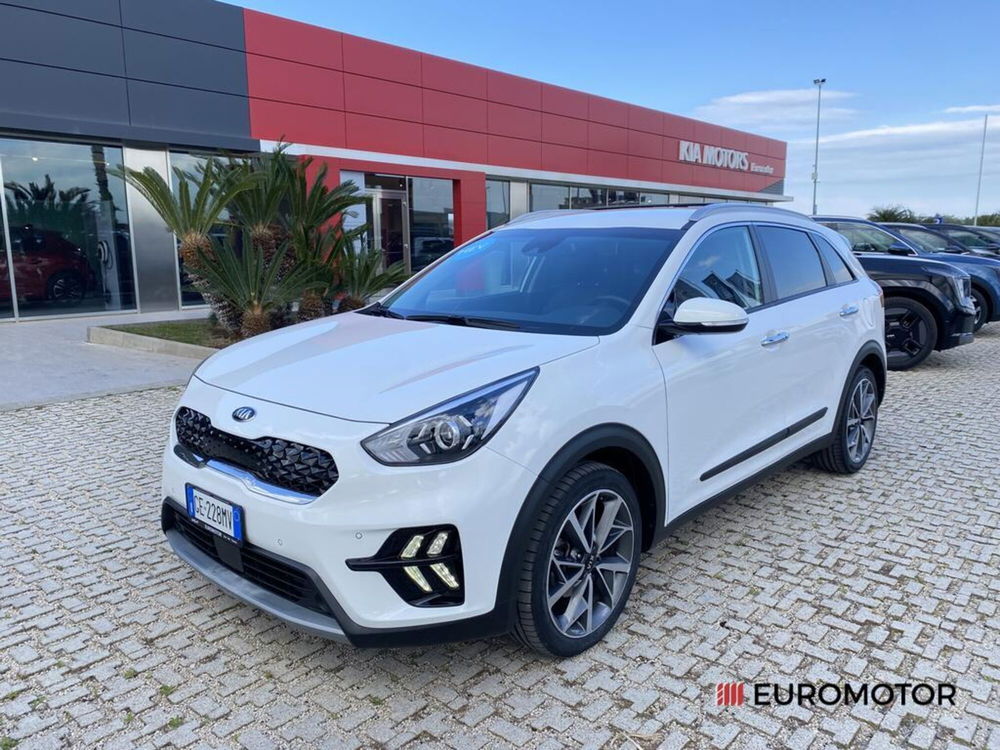 Kia Niro 1.6 GDi DCT HEV Style  del 2021 usata a Modugno