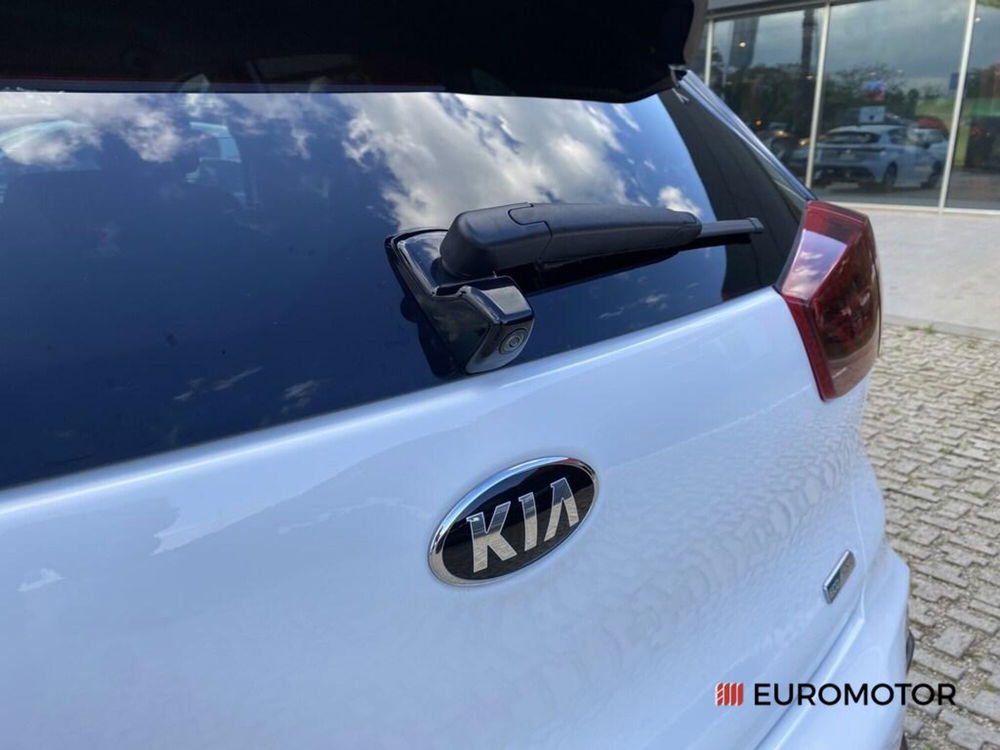 Kia Niro usata a Bari (10)