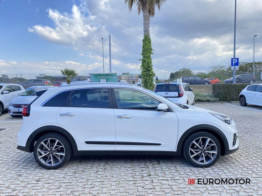 Kia Niro usata a Bari (7)