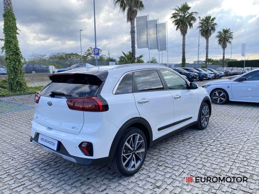 Kia Niro usata a Bari (8)