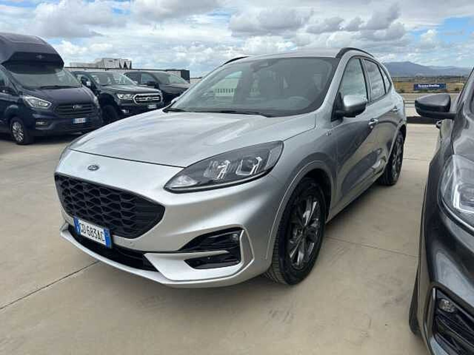 Ford Kuga 1.5 EcoBlue 120 CV 2WD ST-Line  del 2021 usata a Cagliari