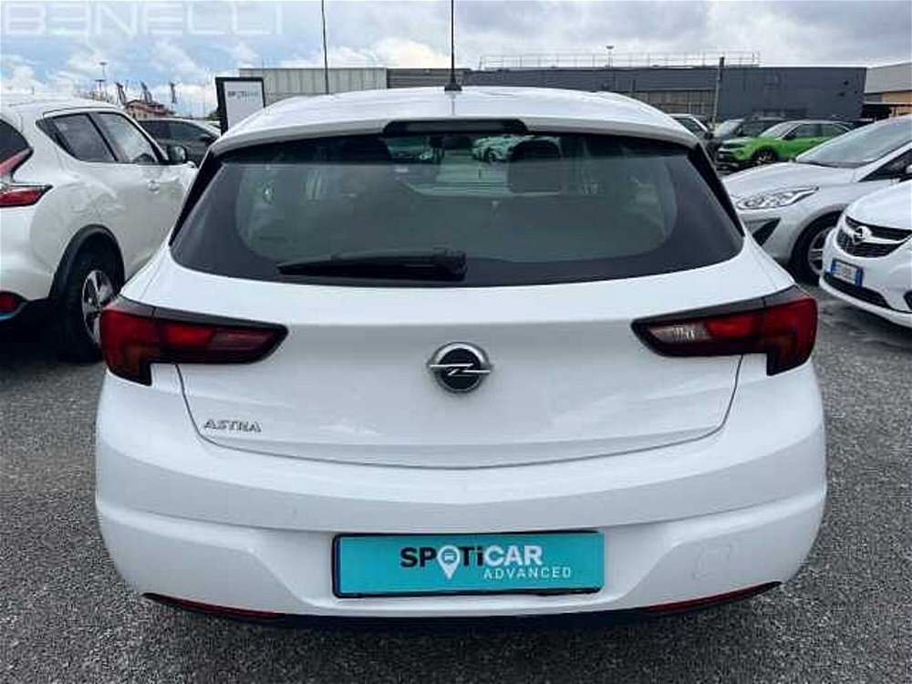 Opel Astra 1.4 Ecotec 5 porte del 2016 usata a Ravenna (5)