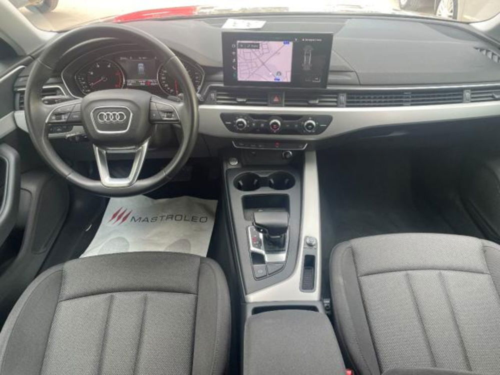 Audi A4 Avant usata a Lecce (20)