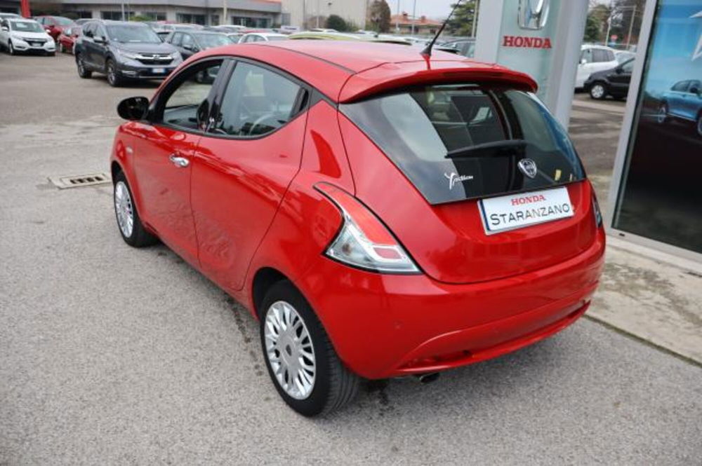 Lancia Ypsilon usata a Gorizia (6)