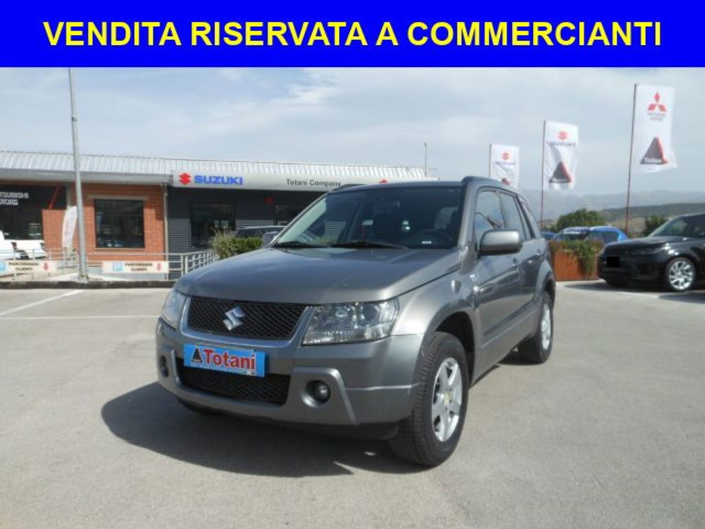 Suzuki Grand Vitara 1.9 DDiS 5 porte Crossover del 2006 usata a L'Aquila