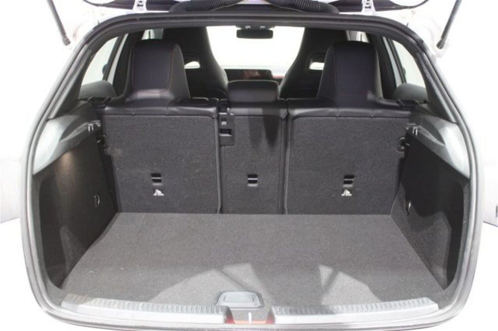 Mercedes-Benz Classe A Sedan 250 e Plug-in hybrid Automatica 4p. Premium del 2023 usata a Castel Maggiore (5)
