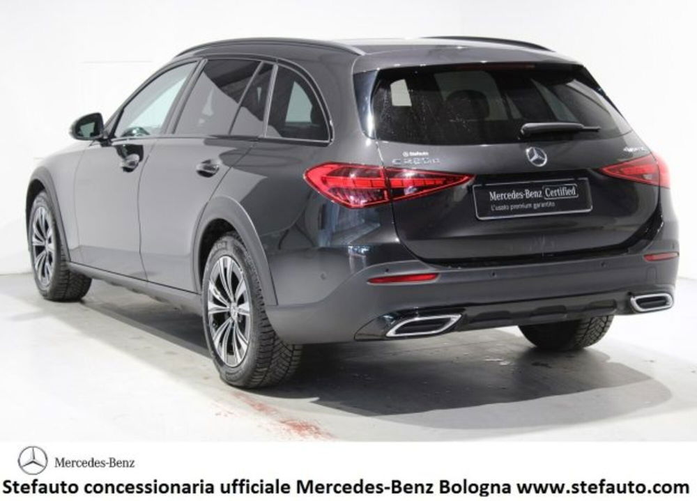 Mercedes-Benz Classe C Station Wagon 220 d Mild hybrid 4Matic Premium All-Terrain  del 2022 usata a Castel Maggiore (3)