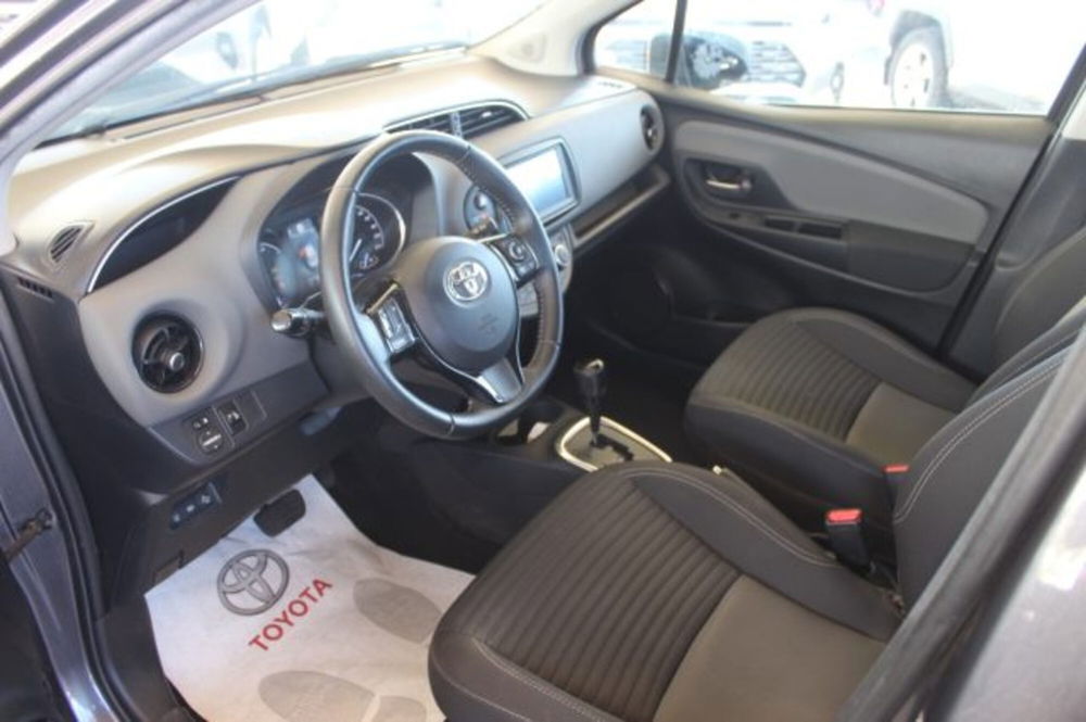 Toyota Yaris Cross usata a Roma (12)